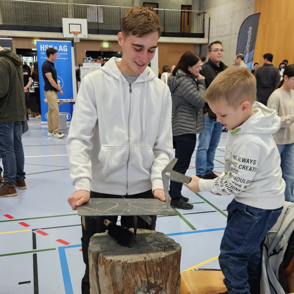 Tischmesse für Lehrstellen am Freitag, 14. März 2025